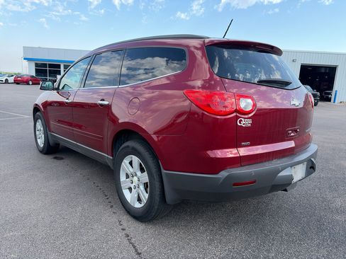 Used 2011 Chevrolet Traverse LT w/ Personal Connectivity Package AWD/4WD image 2