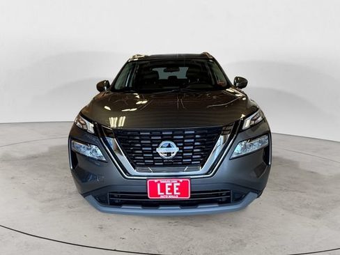 Used 2023 Nissan Rogue SV w/ SV Premium B Package AWD/4WD image 9