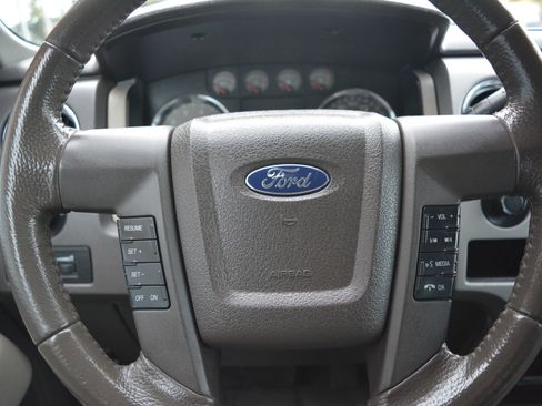 Used 2010 Ford F150 XLT image 19