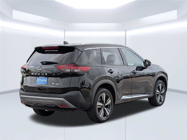 Used 2023 Nissan Rogue SL w/ SL Premium Package AWD/4WD image 6