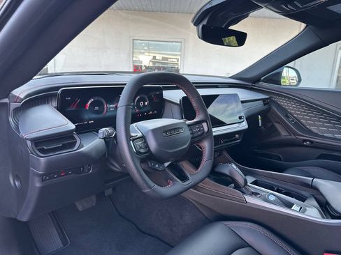 New 2026 Dodge Charger R/T AWD/4WD image 13