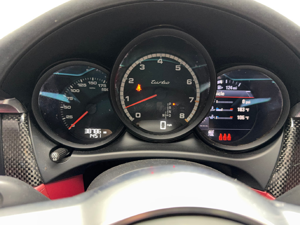 Used 2021 Porsche Macan Turbo AWD/4WD image 59