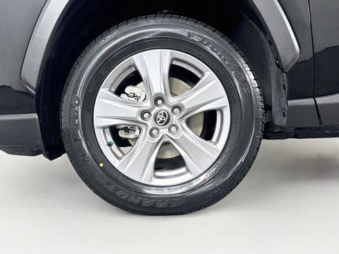Certified 2025 Toyota RAV4 XLE FWD image 44