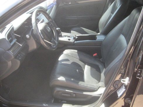 Used 2017 Honda Civic EX-L image 13