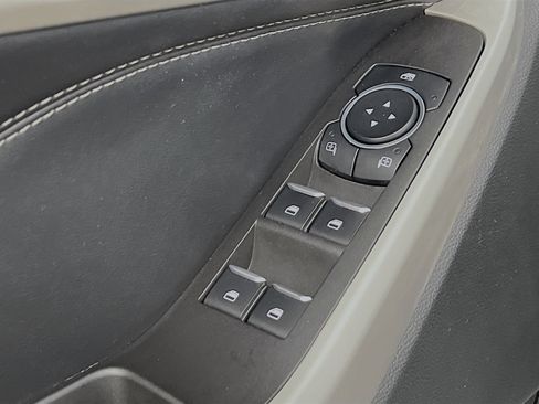 Used 2023 Ford Explorer XLT w/ Equipment Group 202A image 17