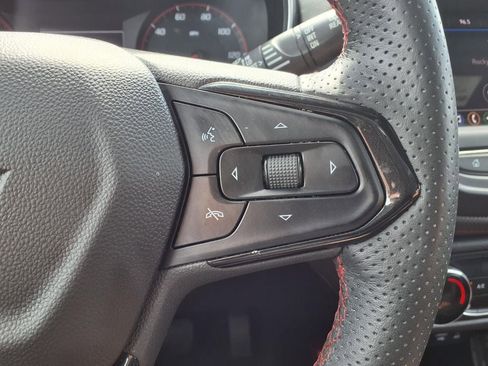 Used 2022 Chevrolet TrailBlazer RS FWD image 19