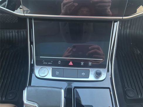 Used 2020 Audi A8 L 3.0T w/ Executive Package image 23