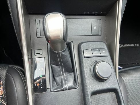 Used 2016 Lexus IS 300 AWD image 26