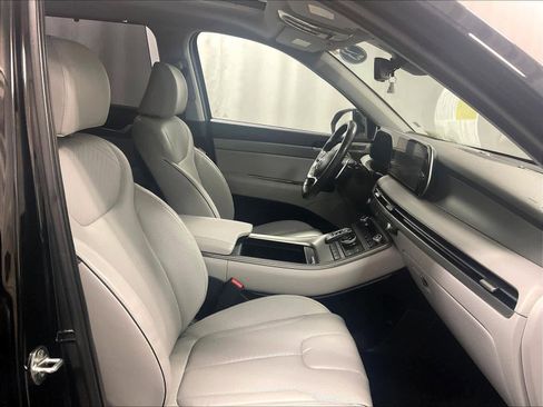 Used 2023 Hyundai Palisade SEL w/ Premium Package image 11