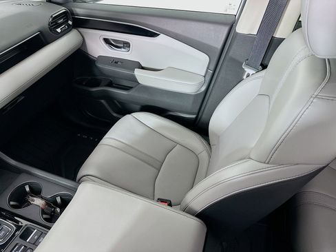 Used 2024 Honda Pilot EX-L image 22