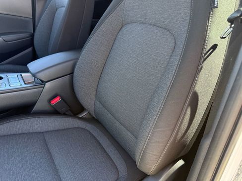 Used 2023 Hyundai Kona SE image 23