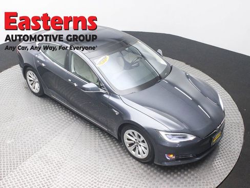 Used 2017 Tesla Model S 100D image 3