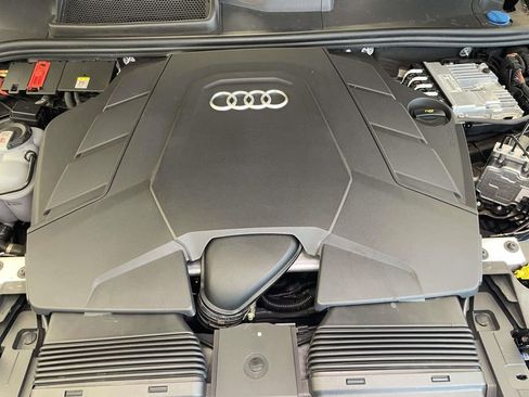 Used 2023 Audi Q7 3.0T Premium Plus w/ Premium Plus Package AWD/4WD image 25