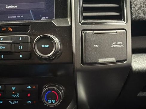 Used 2019 Ford F150 XLT w/ Equipment Group 302A Luxury AWD/4WD image 25