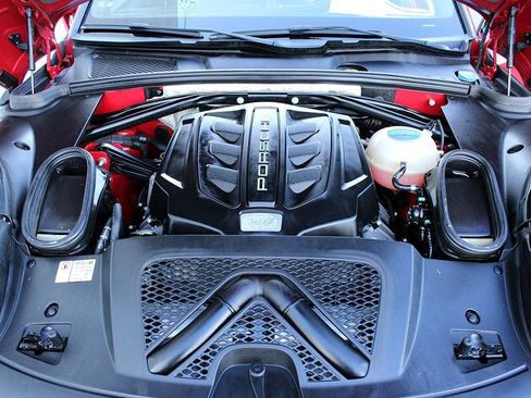 Used 2017 Porsche Macan GTS image 27