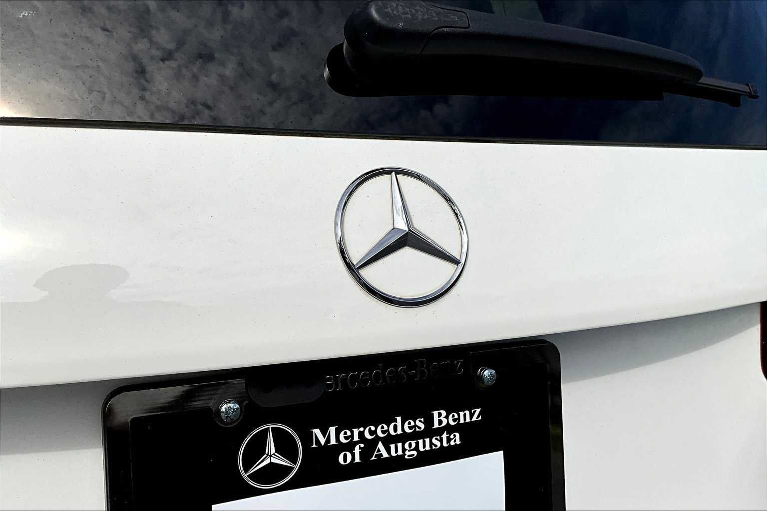 Used 2021 Mercedes-Benz GLB 250 4MATIC image 31