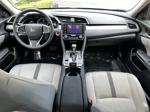 Used 2018 Honda Civic EX image 18