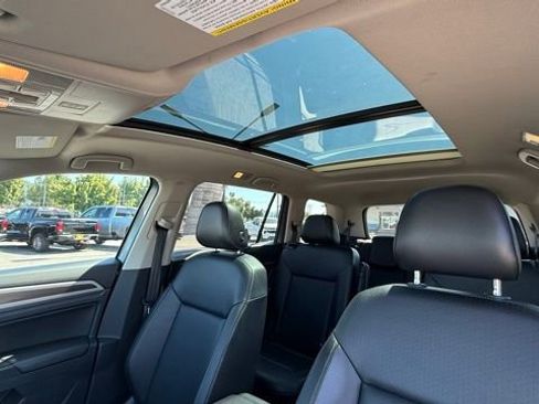 Used 2020 Volkswagen Atlas SEL image 19