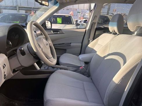 Used 2012 Subaru Forester 2.5X Premium w/ All-Weather Pkg image 21