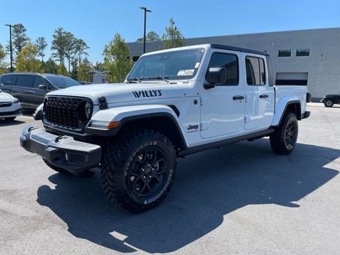 New 2025 Jeep Gladiator Willys image 38