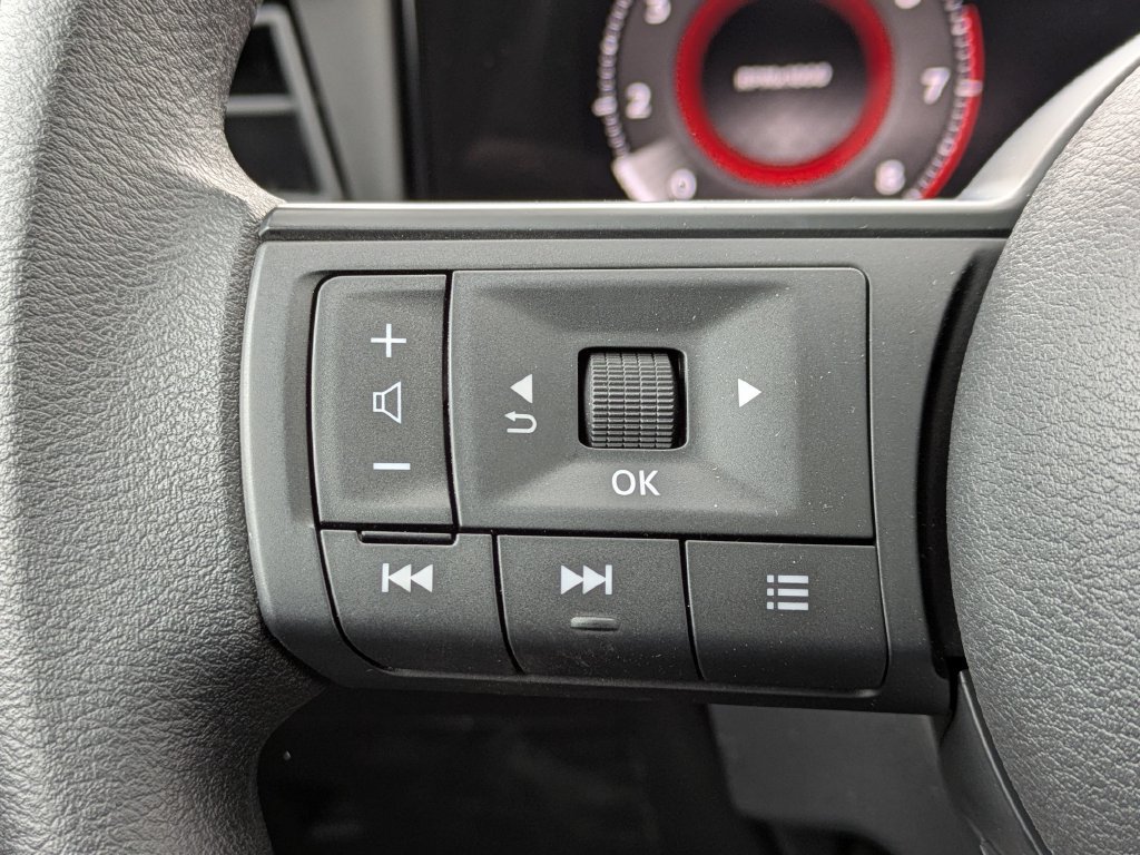 Used 2026 Nissan Kicks SV w/ SV Premium Package AWD/4WD image 18