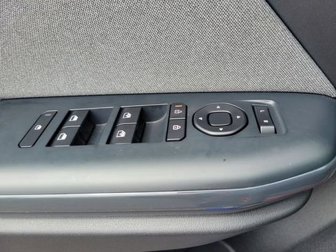 Used 2025 Kia K4 EX FWD image 19