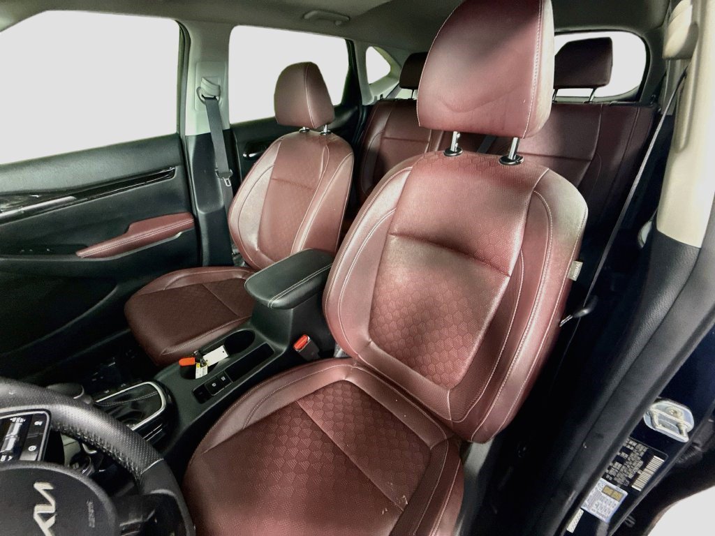 Used 2022 Kia Seltos SX w/ Sunroof Package AWD/4WD image 21