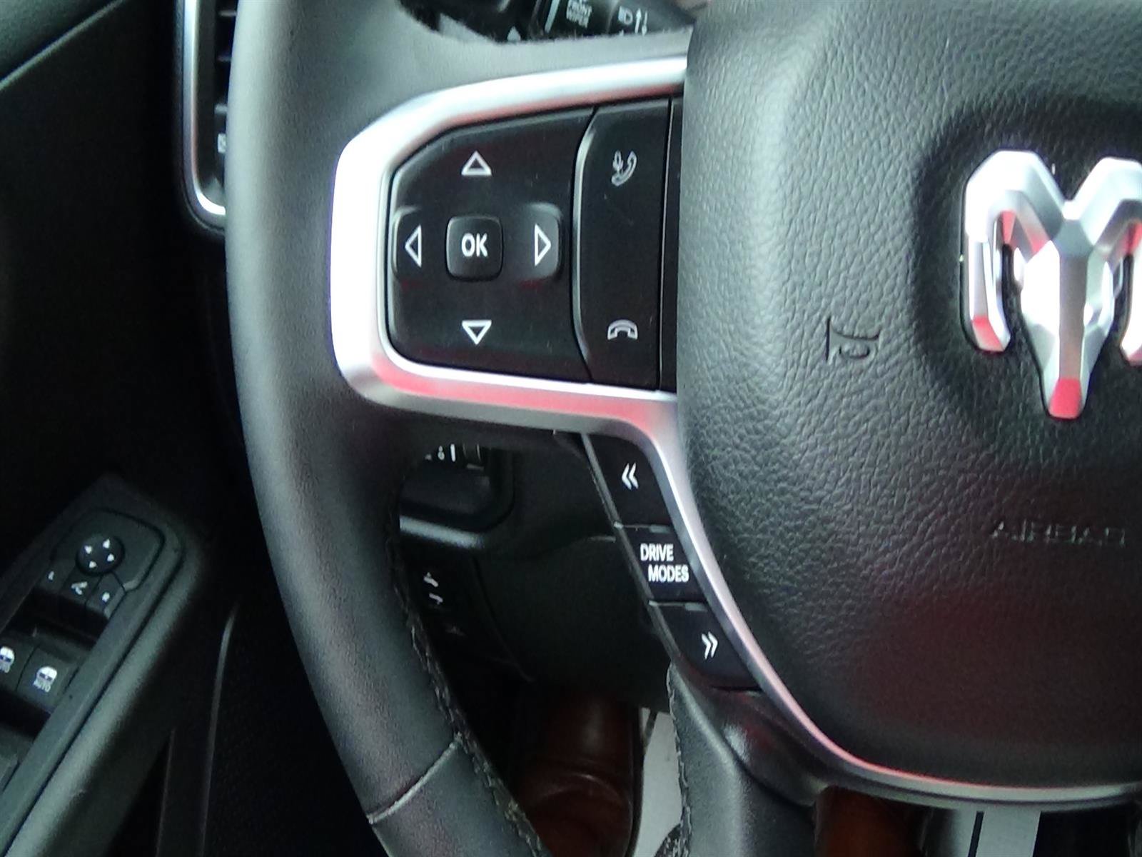 Used 2025 RAM 1500 Big Horn AWD/4WD image 25