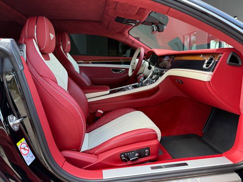 Used 2022 Bentley Continental GT AWD/4WD image 31