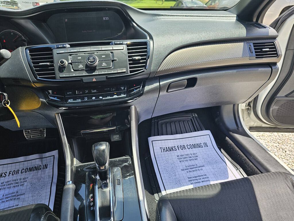 Used 2017 Honda Accord Sport image 23