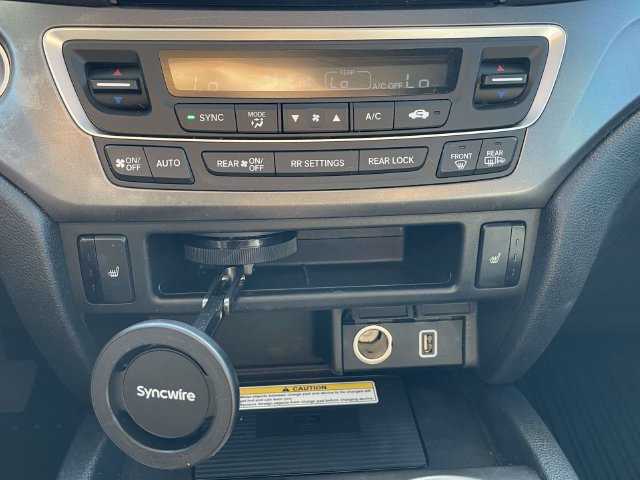 Used 2022 Honda Pilot Special Edition image 32