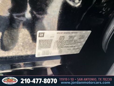 Used 2019 Cadillac Escalade ESV Premium Luxury RWD image 36