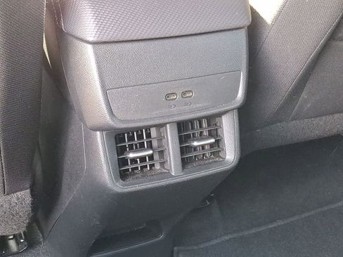 Certified 2025 Chevrolet Equinox LT FWD image 27