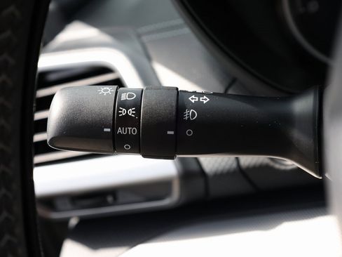 Used 2021 Subaru Forester Limited w/ Popular Package #3 image 40