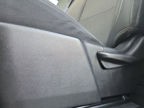 Used 2024 Chevrolet Silverado 2500 LT image 34