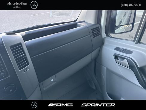 Used 2016 Mercedes-Benz Sprinter 2500 image 14