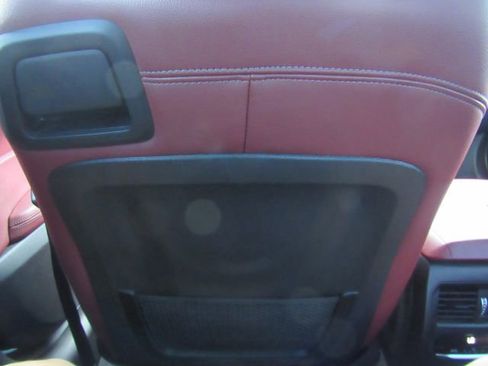 Used 2022 BMW 430i Coupe w/ M Sport Package image 28