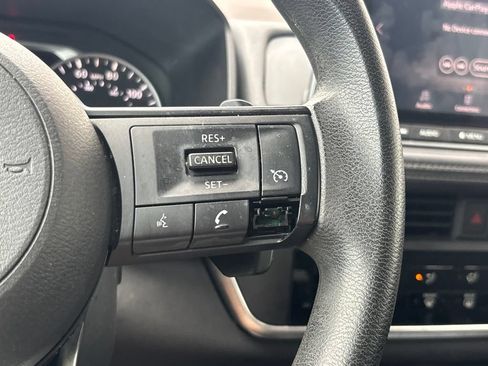 Used 2021 Nissan Rogue S FWD image 21