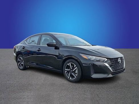 Used 2024 Nissan Sentra SV image 3