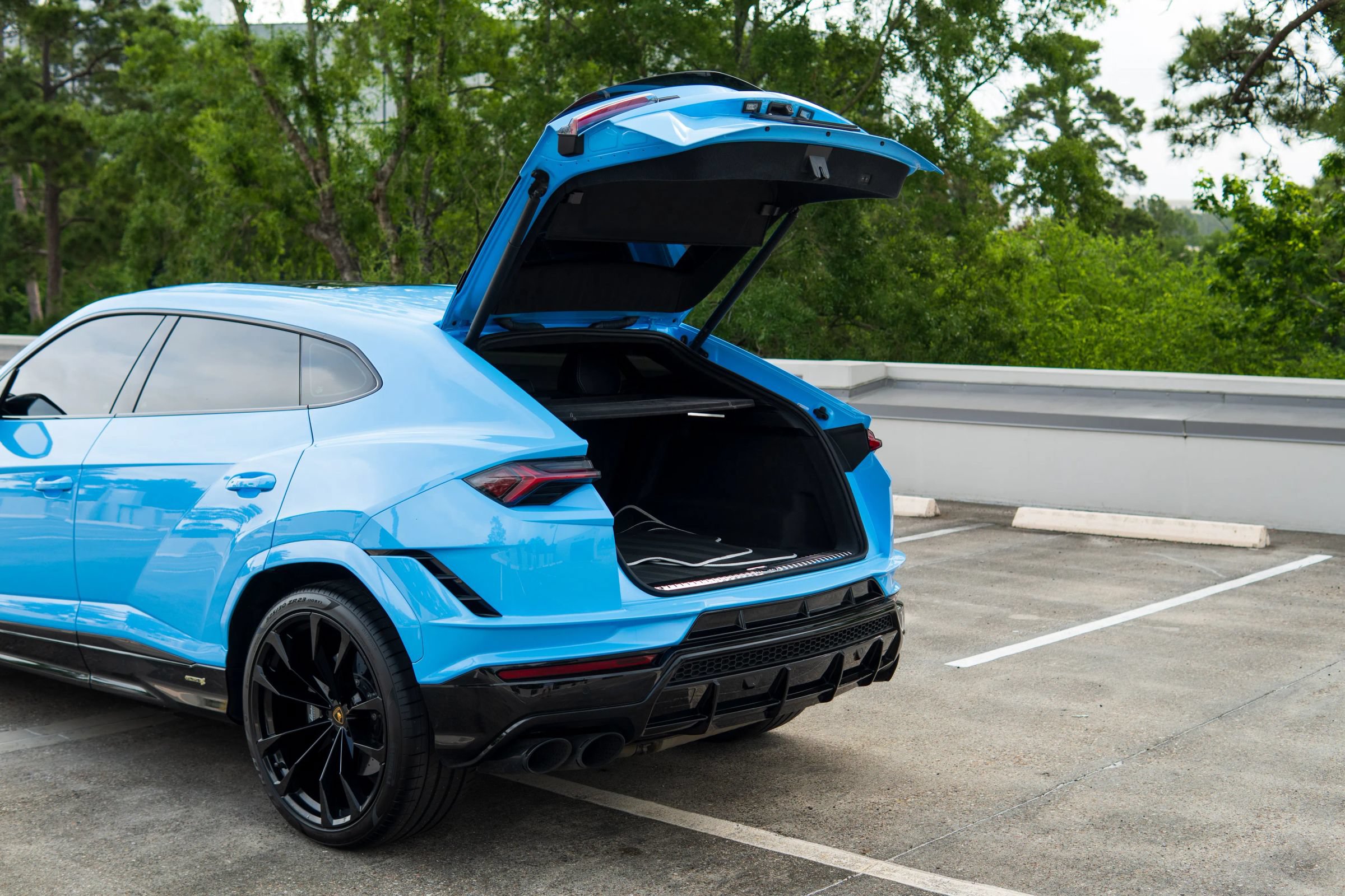Used 2024 Lamborghini Urus S AWD/4WD image 21