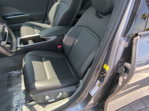 Used 2024 Lucid Air Pure RWD image 20