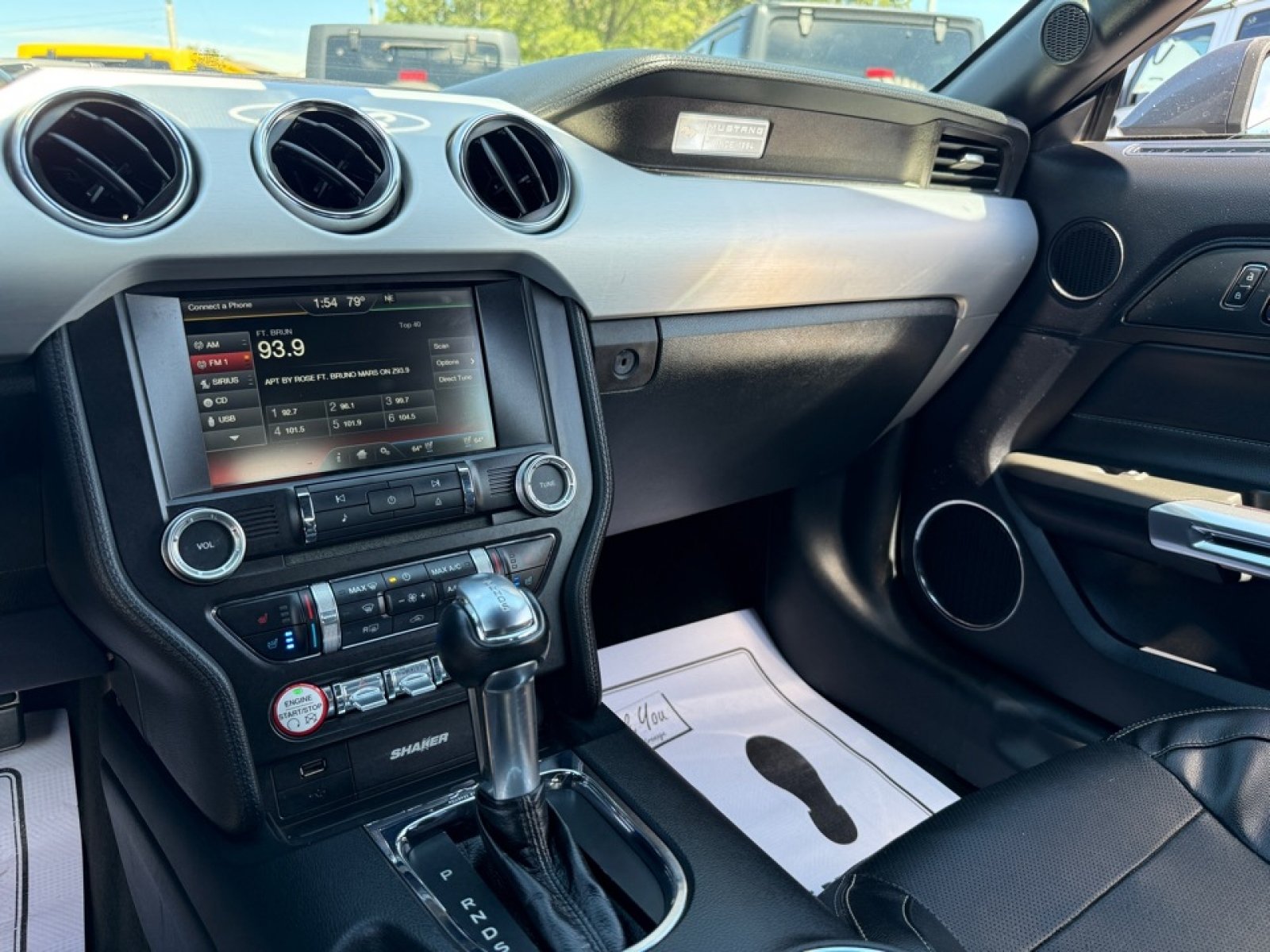 Used 2015 Ford Mustang Premium RWD image 10