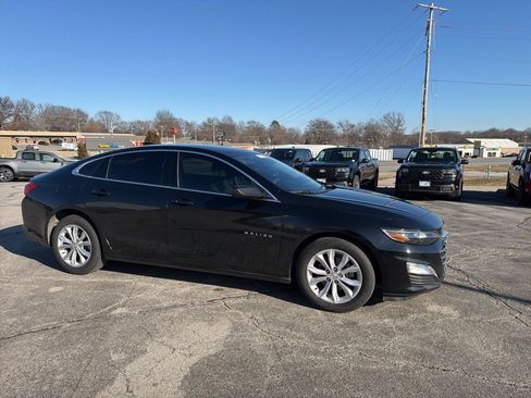 Used 2023 Chevrolet Malibu LT image 2