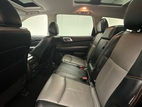 Certified 2020 Nissan Pathfinder SL AWD/4WD image 10