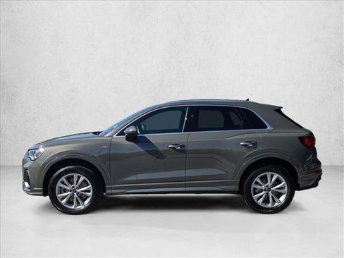 Certified 2025 Audi Q3 2.0T Premium w/ Convenience Package AWD/4WD image 5
