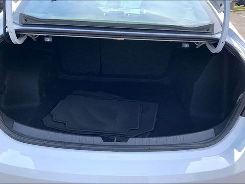 Used 2023 Chevrolet Malibu LS FWD image 29