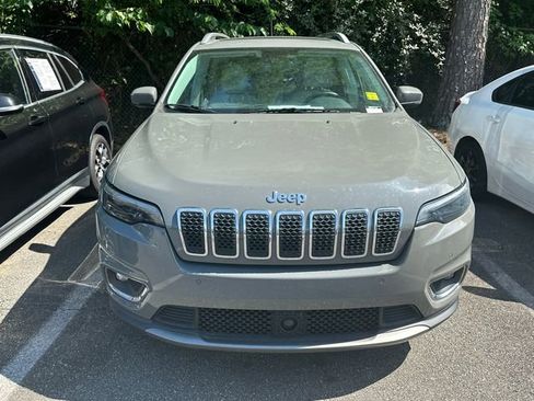 Used 2021 Jeep Cherokee Limited FWD image 2