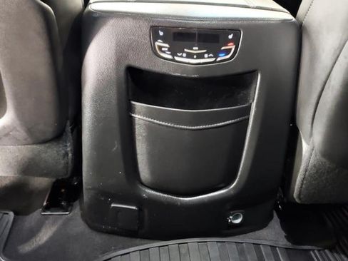 Used 2017 Cadillac Escalade Luxury AWD/4WD image 14