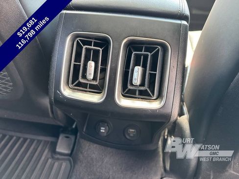 Used 2022 Kia Sorento S w/ Panoramic Sunroof Package AWD/4WD image 14