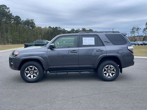 Used 2023 Toyota 4Runner TRD Off-Road image 4